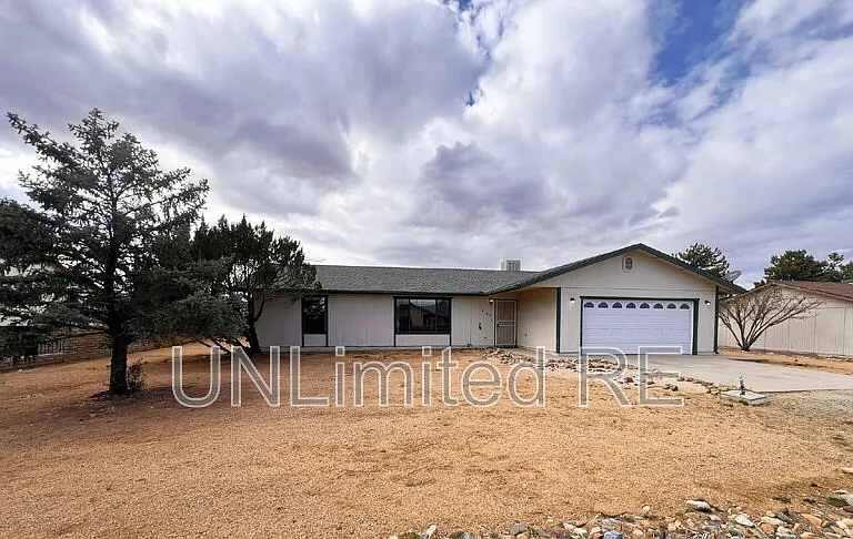 4120 N Cholla Dr — Photo 2
