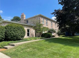 1503 N Regency Dr, Xenia, OH 45385