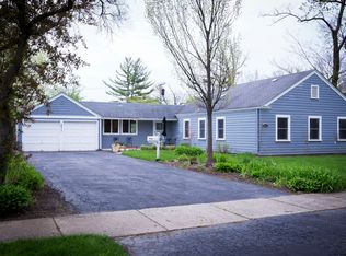 271 Graemere St, Northfield, IL 60093