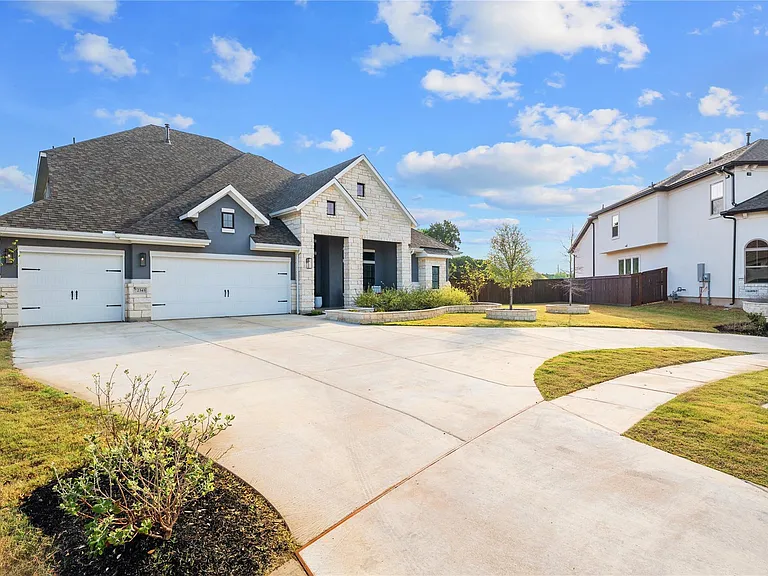 2345 Beebalm St — Photo 6