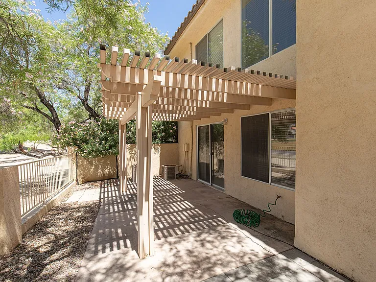7281 Vista Bonita Dr — Photo 25