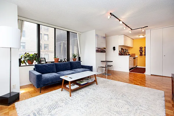 Rented by RSNY Realty | media 1