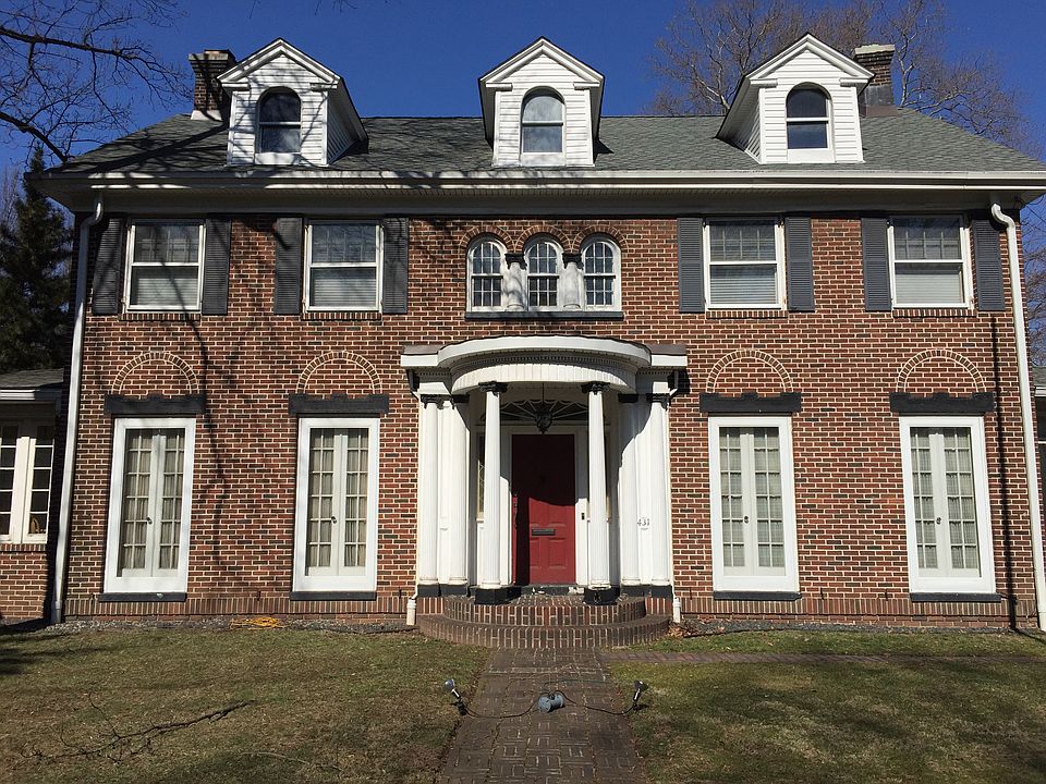 Front Entrance 
