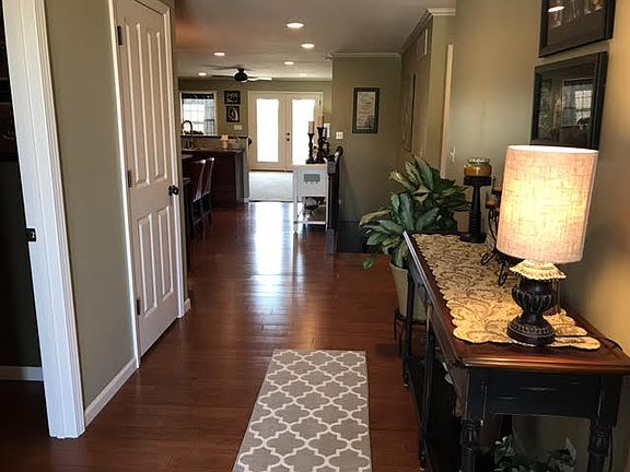 2nd image of 1426 Notting Hill Dr