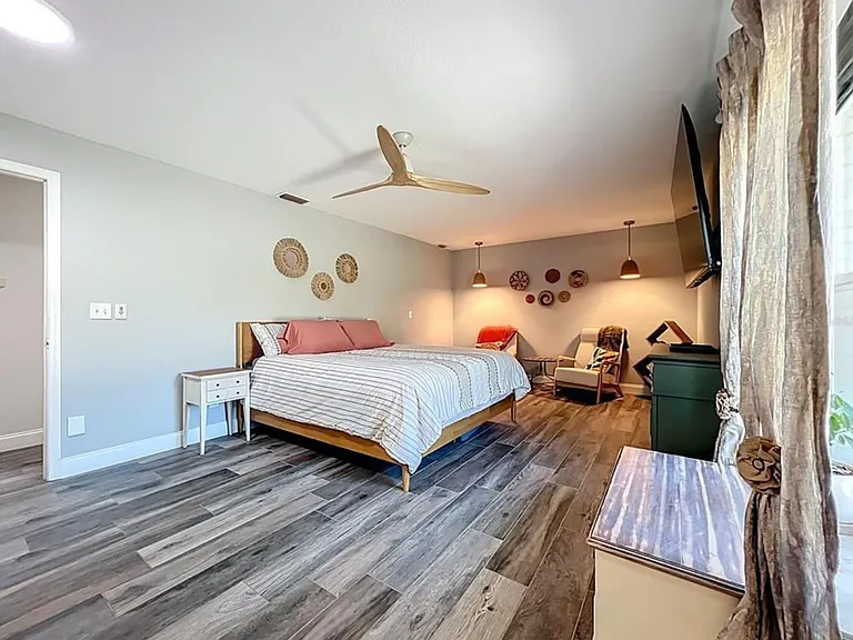 4400 Thermal Ln — Photo 21