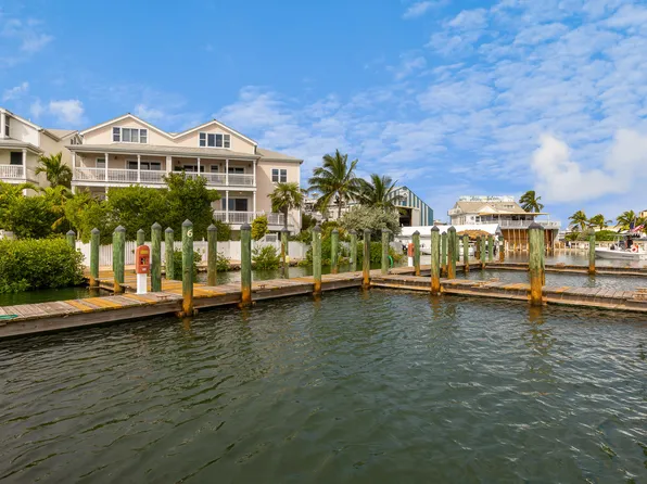 719 Eisenhower Dr #7, Key West, FL 33040