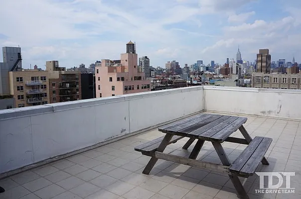 Rented by Compass | media 29