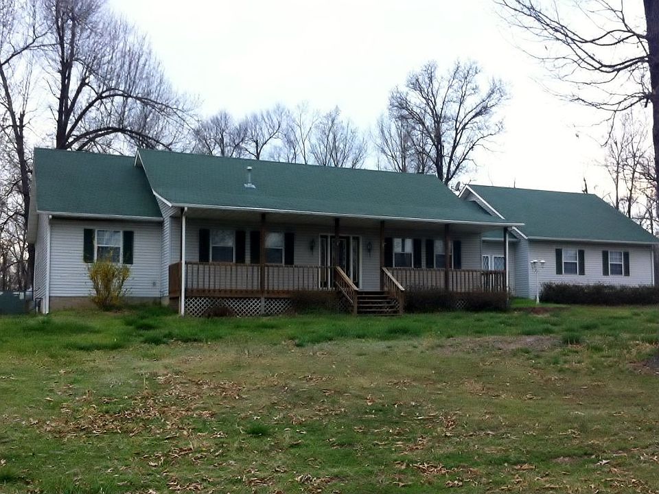 5br, 3bath. two living areas