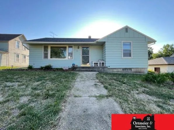 416 Pine St, Clarkson, NE 68629