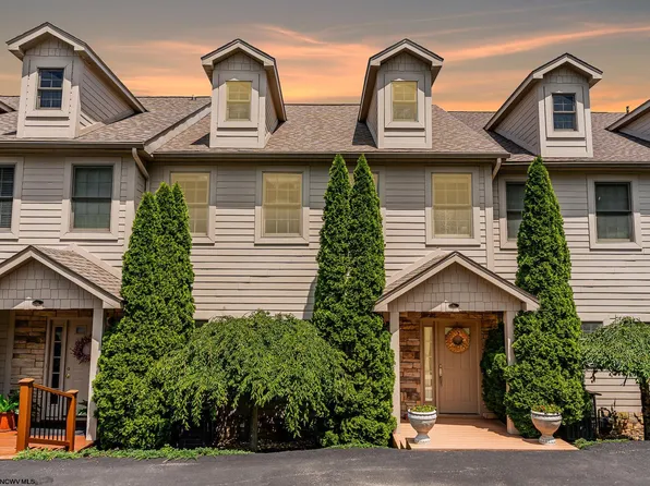 14 Waterside Dr, Morgantown, WV 26508