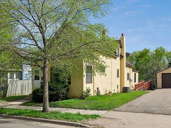 3rd image of 342 Front Ave