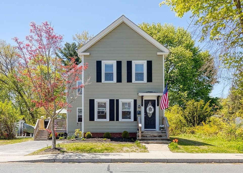 1st image of 37 Kingsbury Ave