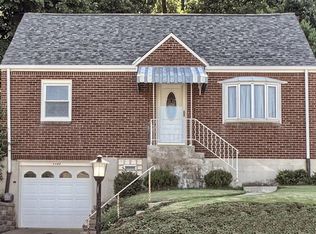 4448 Scherling St, Pittsburgh, PA 15214