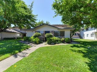 9516 Emerald Park Dr APT 1, Elk Grove, CA 95624