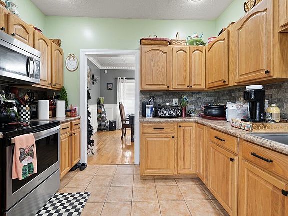 4th image of 92 Saint Croix Way