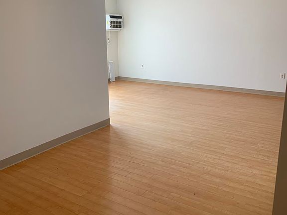 3rd image of 115 W Squantum St APT 1115