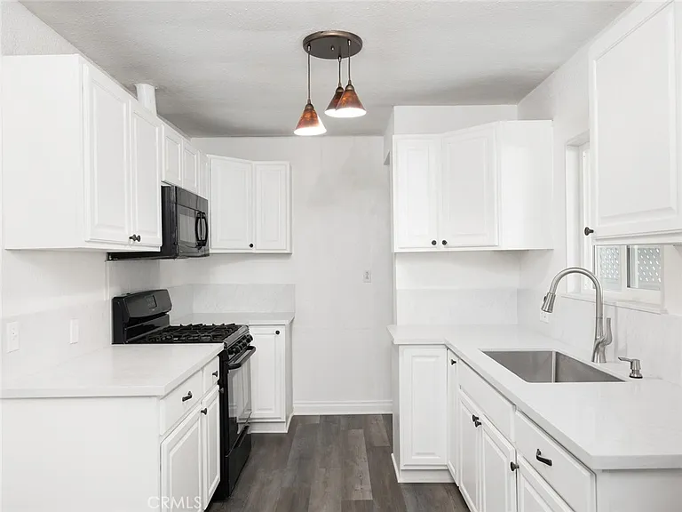 5020 Topanga Canyon Blvd — Photo 11