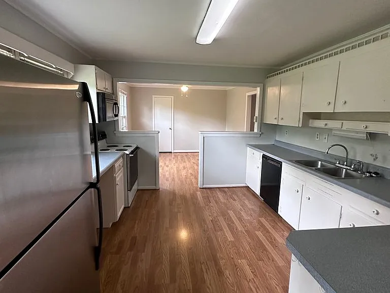 205 West Ave NW — Photo 6