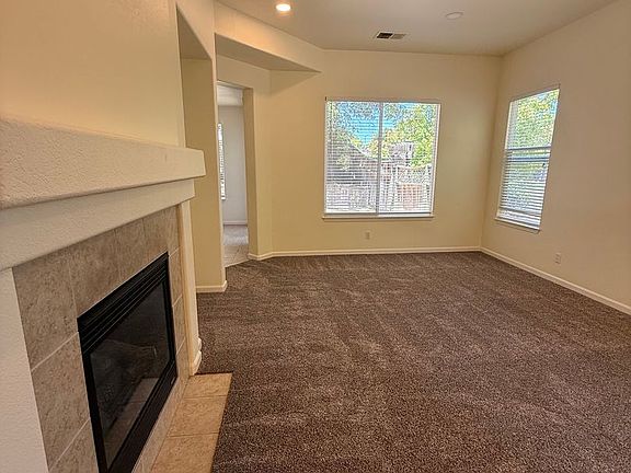 4th image of 5081 Santa Rosa Creek Dr