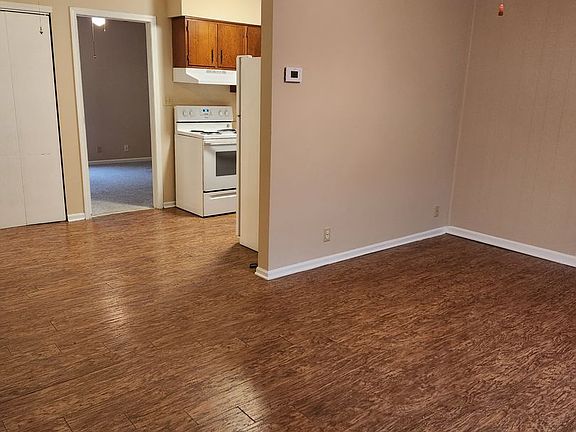 2nd image of 317 Broadway St APT 2