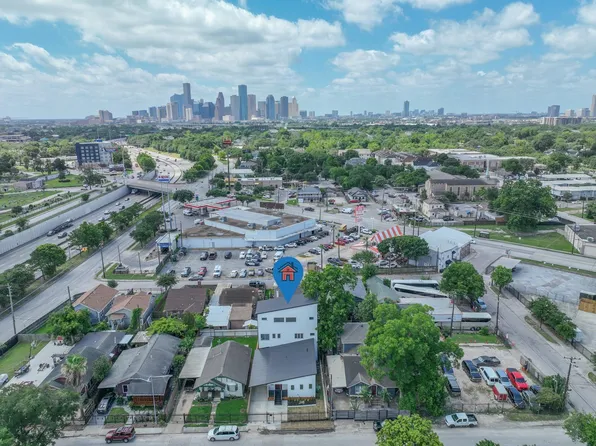 601 Cottage St, Houston, TX 77009