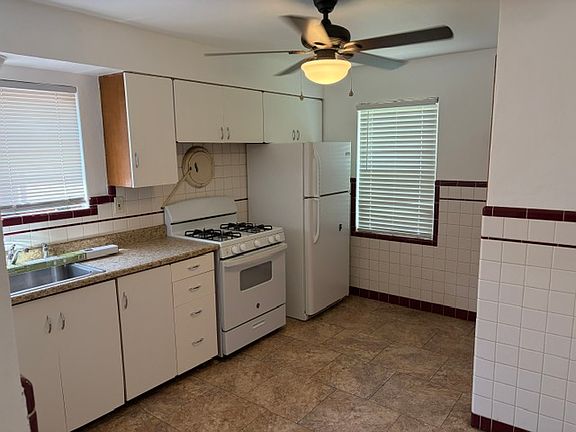 2nd image of 6127 Alaska Ave
