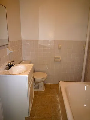 Rented by Authentic Realty | media 27