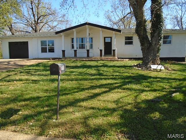 1st image of 700 Westwood Dr