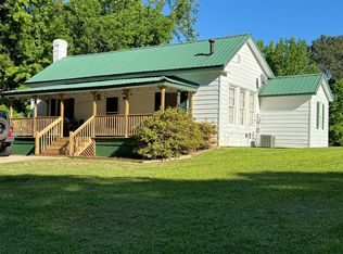 832 Handy Rd, Newnan, GA 30263