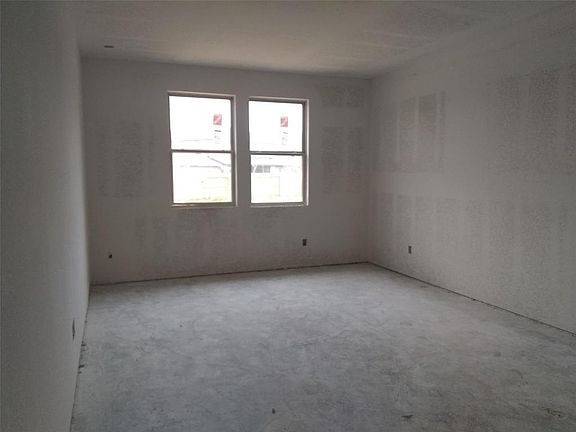 5th image of 9542 Summer River Dr