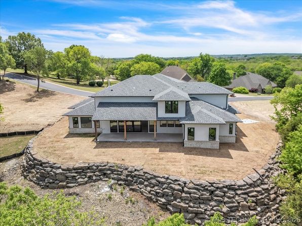 5835 E 139th St S, Bixby, OK 74008
