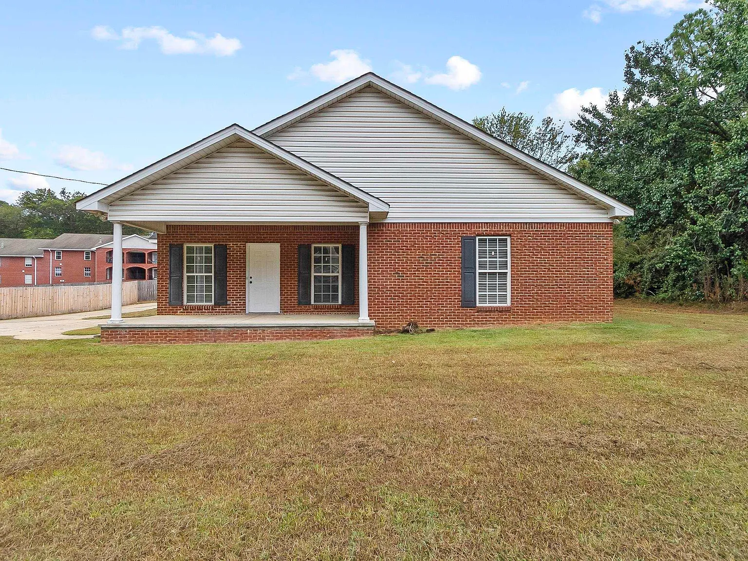 3 bed, 3.0 bath, $2,295 — Photo 1