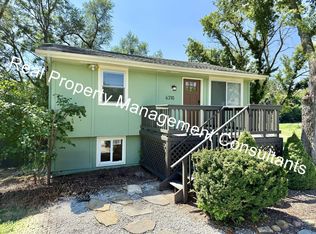 6310 NW Waukomis Dr, Kansas City, MO 64151