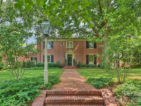 631 Colville Rd, Charlotte, NC 28207