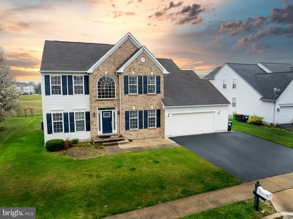 110 Betsy Rawls Dr, Middletown, DE 19709