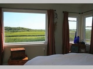 2 Narcissus Rd E, Mastic Beach, NY 11951