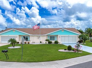 1017 Bluewater Dr, Sun City Center, FL 33573
