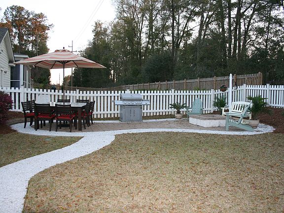 Back patio with firepit