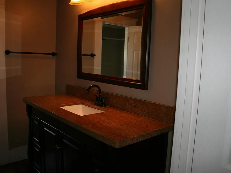 306 Hackberry Ave — Photo 7