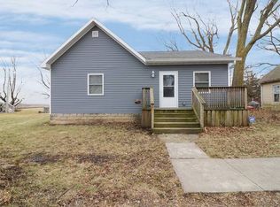 203 N Walnut St, Cooksville, IL 61730