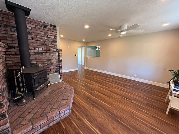 5th image of 1716 Rockrose Rd