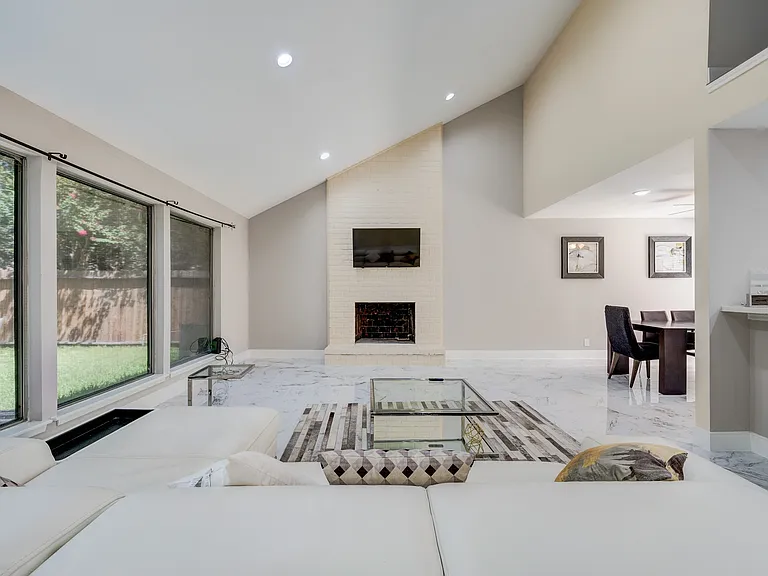 1626 S Kirkwood Rd — Photo 35