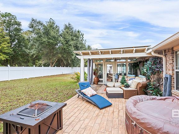 5th image of 145 Meadow Run Loop