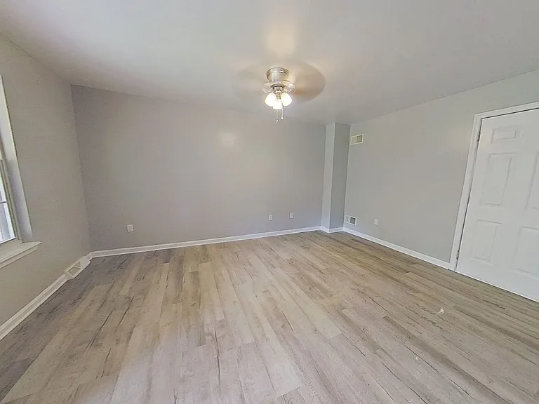 234 Dade Ct — Photo 3