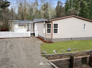 1920 Lake Dr SW, Lakebay, WA