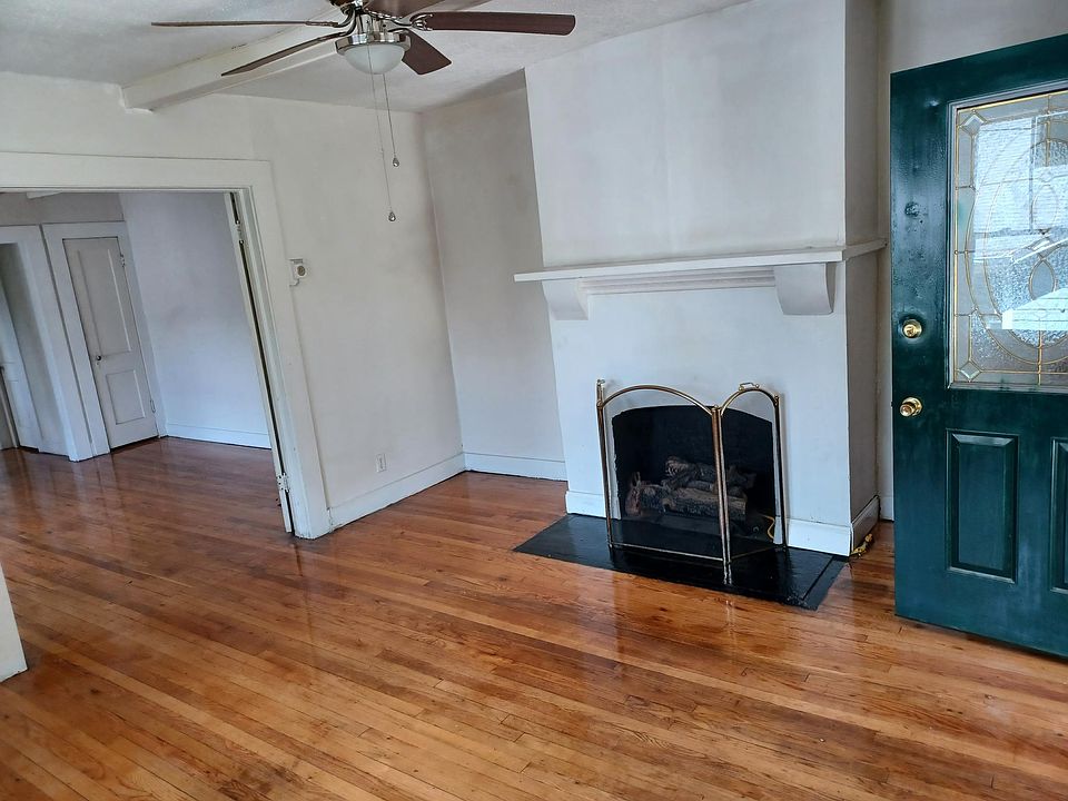 1st image of 2500 Constance St #B