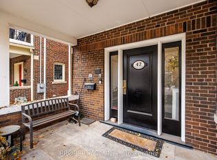 42 Heath St W, Toronto, ON M4V 1T3