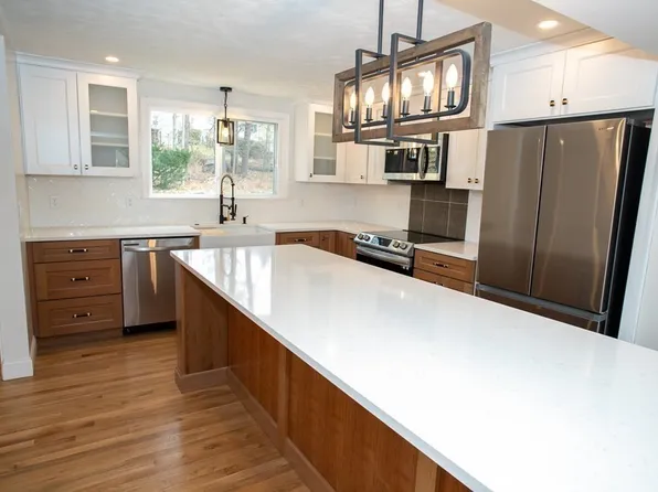 243 Manning St, Hudson, MA 01749