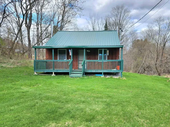 22 Hollow Road, Stratford, NH 03590