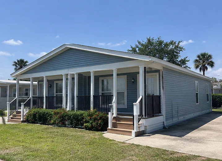 3 bed, 1026 sqft, $1,550 — Photo 3
